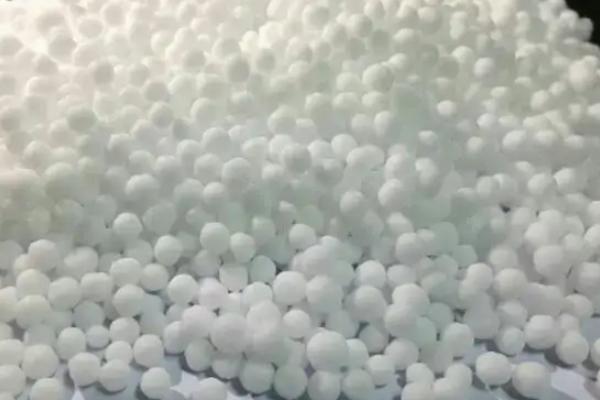 化肥的成分以什么为主