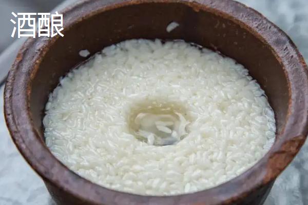 酒糟能不能直接喂猪
