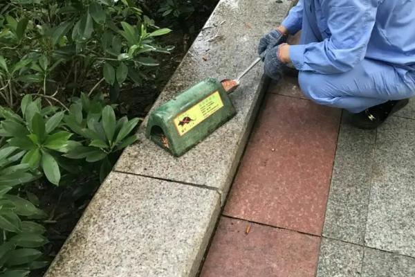 溴敌隆如何正确使用，对鱼类、水生生物有中等毒性