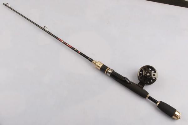 筏钓竿多长的合适，新手可以选择1.5米左右的
