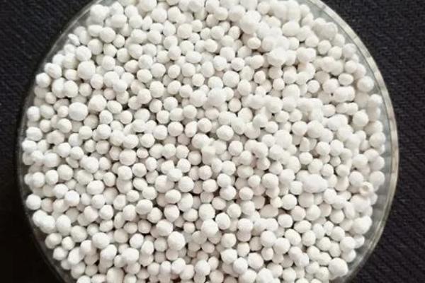 正确选用复合肥的方法，肥料类型取决于施肥方式