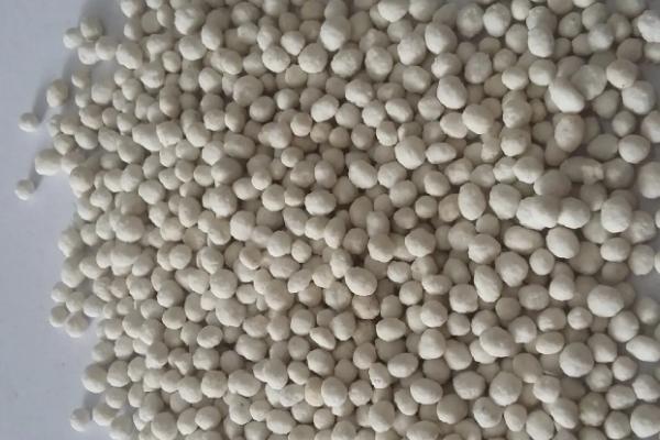 正确选用复合肥的方法，肥料类型取决于施肥方式
