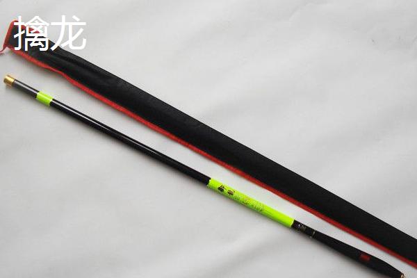 黑坑钓鱼用什么小药，可以依据季节决定