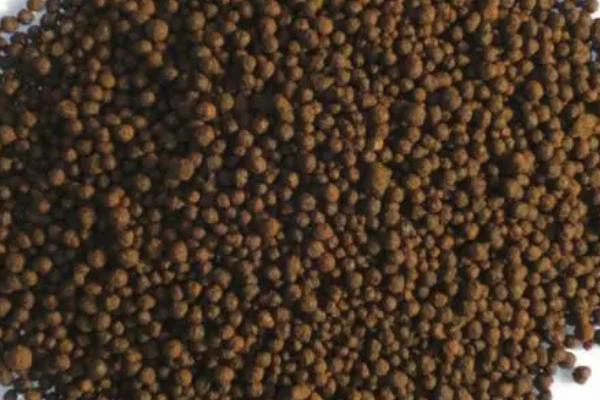 选用微生物肥料的方法，有登记证号的产品质量更有保障