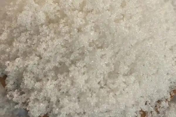 100克饵料放多少甜菜碱，通常只需放0.5克