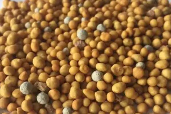 有机茶园的肥料施用标准，可使用有机肥或微生物肥