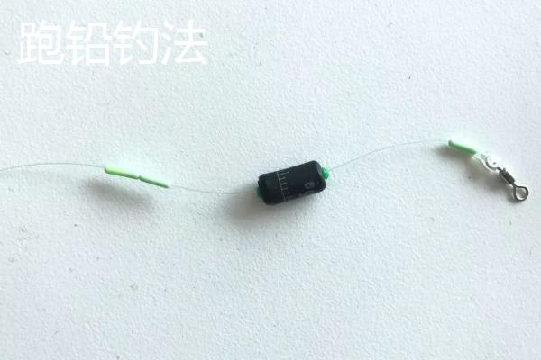 钓鱼如何解决走水，试一试双铅钓法和跑铅钓法
