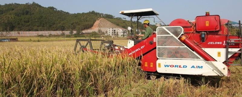 水稻收割机的养护和正确封存技术