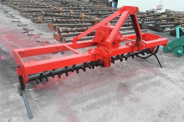 旋耕机使用注意事项,使用时小心、操作时细心