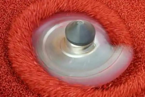 辛阿维乳油怎么使用,可在低龄幼虫盛发期兑水喷雾