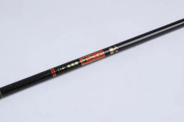 鱼竿28调和19调一样吗,前者更软更轻一些