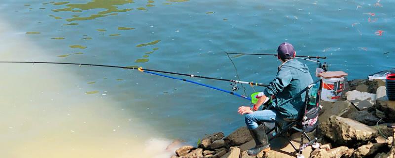 在河里钓鱼是否要打窝