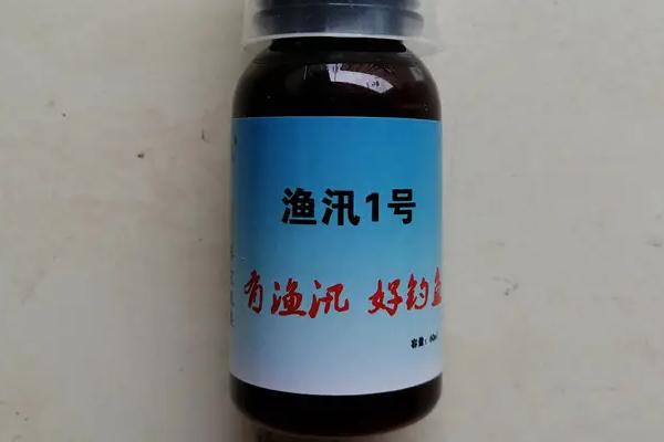 钓鱼时怎么配饵，可将玉米面、麦麸等原料混匀使用