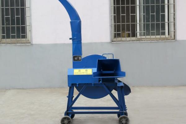 铡草机的保养方法,齿轮要时常加注黄油