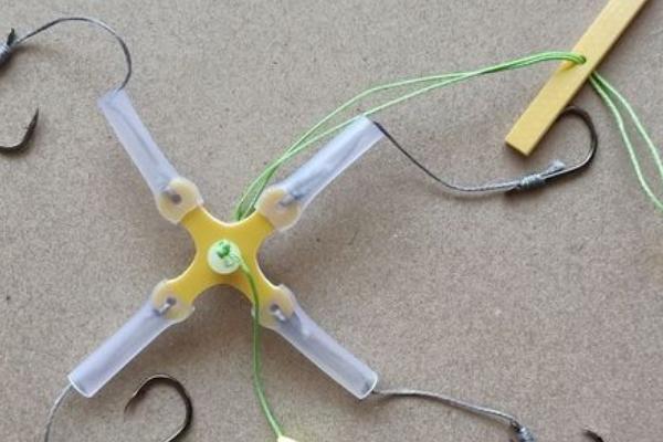 翻板钩能钓鲢鳙吗,翻板钩、串钩、水怪钩都可选择