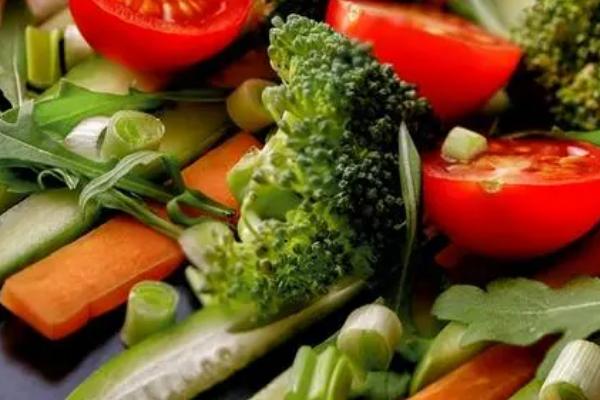 哪些蔬菜不可生吃,芥菜类要谨慎