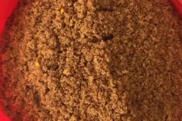 土鲮鱼怎么钓，发现送漂和抖漂等信号时、经过2-3秒再提竿