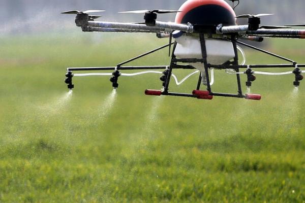 矿物油农药比其它农药有什么优势,具有持效时间长、毒性低、防治对象广泛等优点