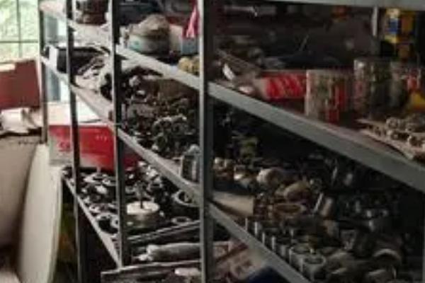 使用复式种子精选机要注意什么,作业前要检查螺钉是否松动