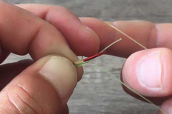 鱼钩需要打结吗，跟鱼线连接在一起时需要正确打结