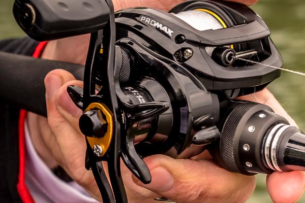 怎么调路亚水滴轮才能防止炸线，主轴螺丝要调节到假饵能够顺利下落