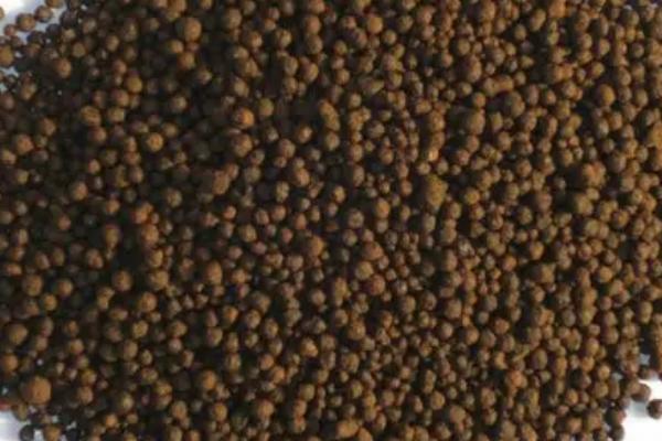 微生物肥料有何特点及作用，可促进作物吸收营养元素、提高产量和品质