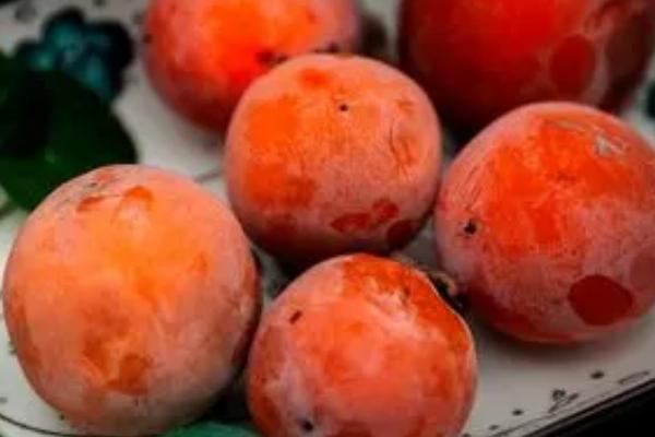 柿子太多了怎么处理，可冷藏或者做成柿饼、柿子果酱等