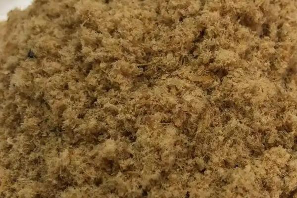 鸵鸟的养殖技术，养殖期间通常不用投喂富含能量的食物