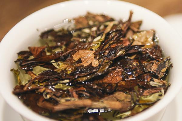 老白茶属于发酵茶吗，是微发酵茶