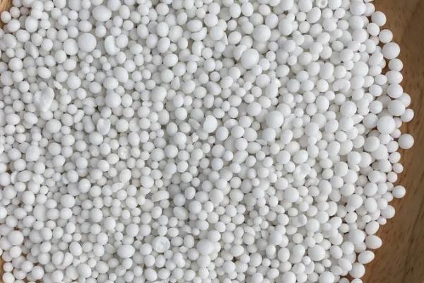 氮肥属于什么肥料，属于大量元素肥料