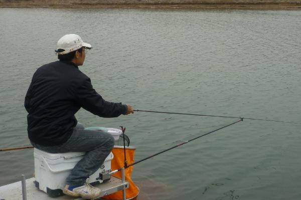 冬钓是否要调漂，通常需要调漂、调目可以高于钓目