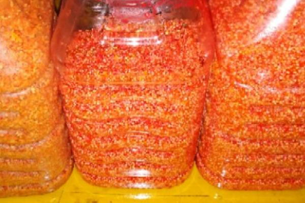 野钓用什么打窝，根据鱼种选择窝料