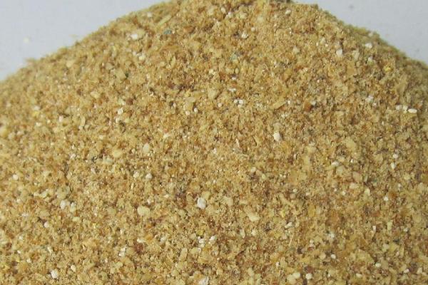 粗灰分在饲料中的作用，是作为控制饲料质量的的一个指标