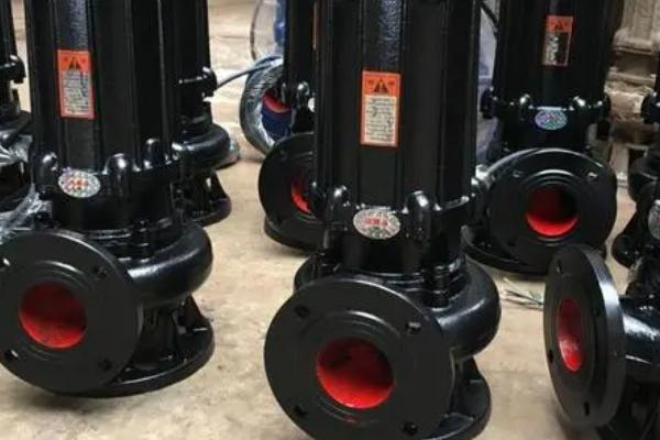 怎么区分农用水泵的型号，可通过观察功率、进水口的直径做出判断