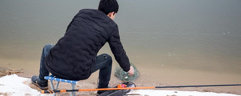 下雪降温后用什么钓鱼
