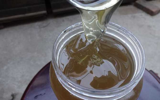 蜂蜜过期了还能吃吗