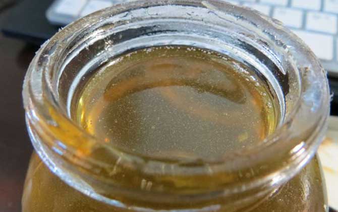 蜂蜜起泡沫是怎么回事