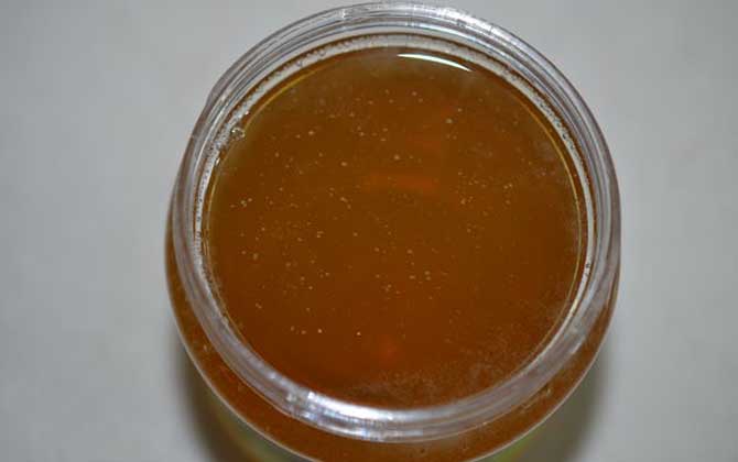 龙眼蜜是什么颜色的