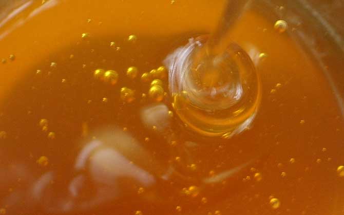 蜂蜜怎么辨别真假最简单