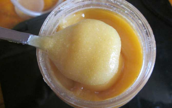 蜂蜜是白色好还是黄色好