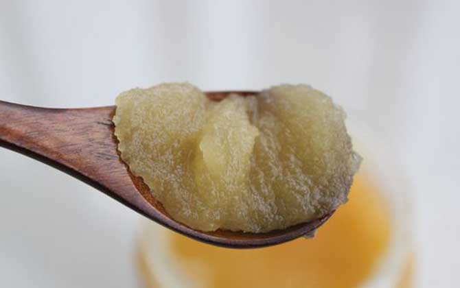 假蜂蜜的特点有哪些除了外观和口感，能不能结晶也是重要特征