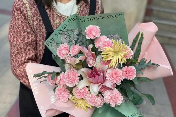 男朋友过生日可以送花吗,可以选择送玫瑰花、百合花、郁金香等