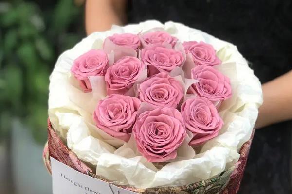 永生花是什么,是指经过处理的生态花