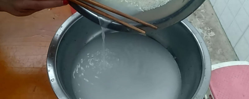韭菜可以浇淘米水吗